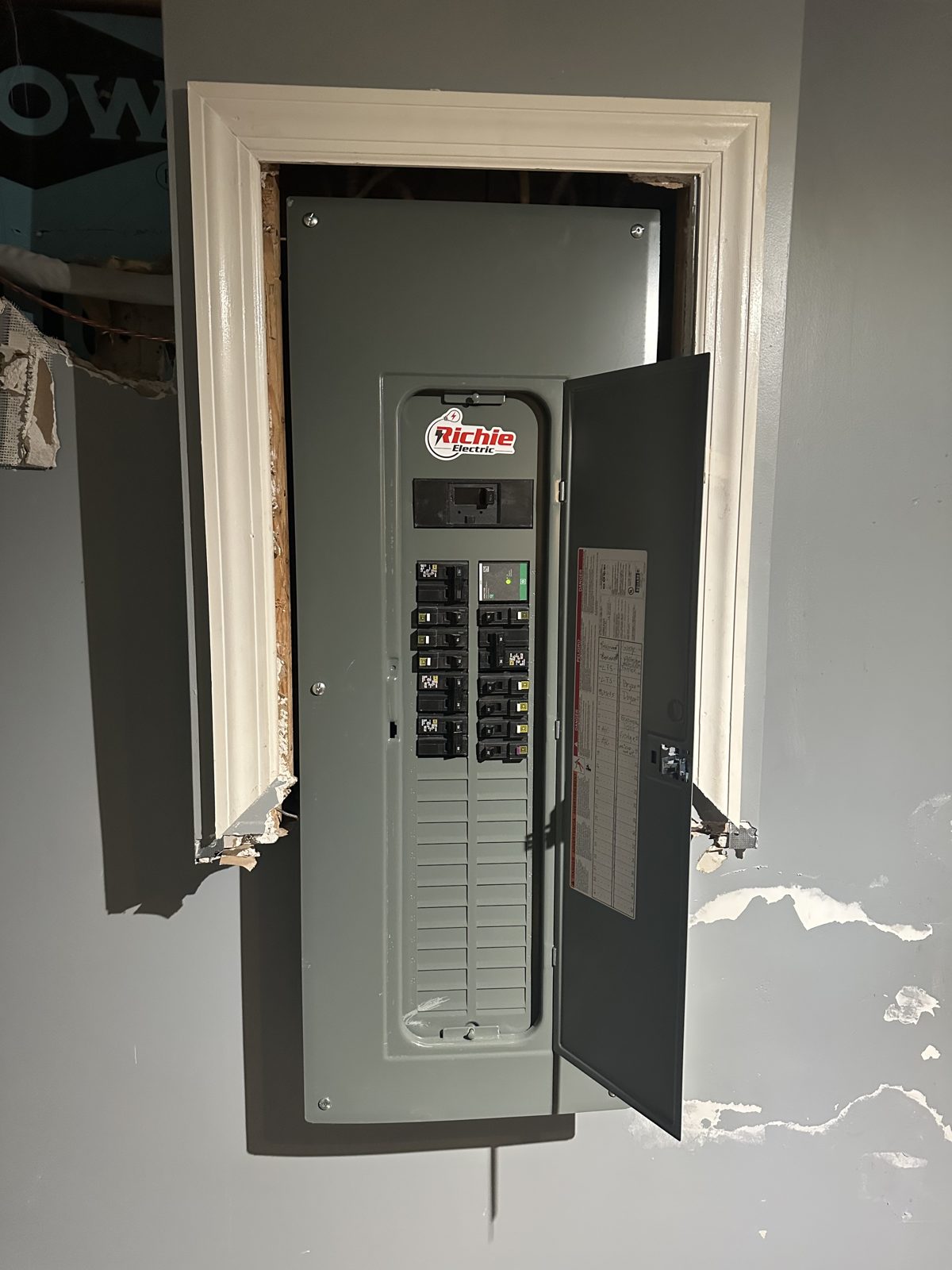 200 AMP Panel Upgrade / Service Upgrade - photo 9 by Richie Electric
