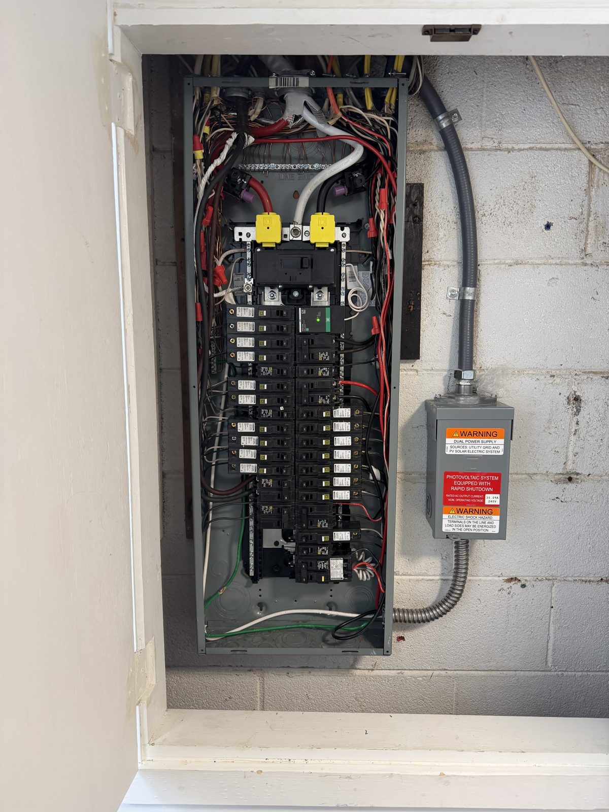 200 AMP Panel Upgrade / Service Upgrade - photo 3 by Richie Electric