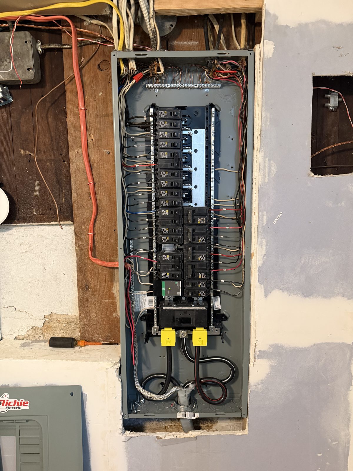 200 AMP Panel Upgrade / Service Upgrade - photo 7 by Richie Electric